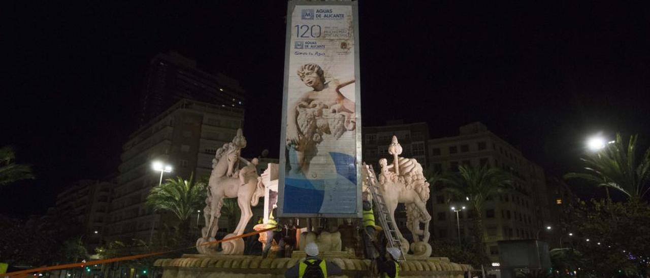 Los cajones volvieron a Luceros para las mascletás de las fiestas y fueron retirados el miércoles.