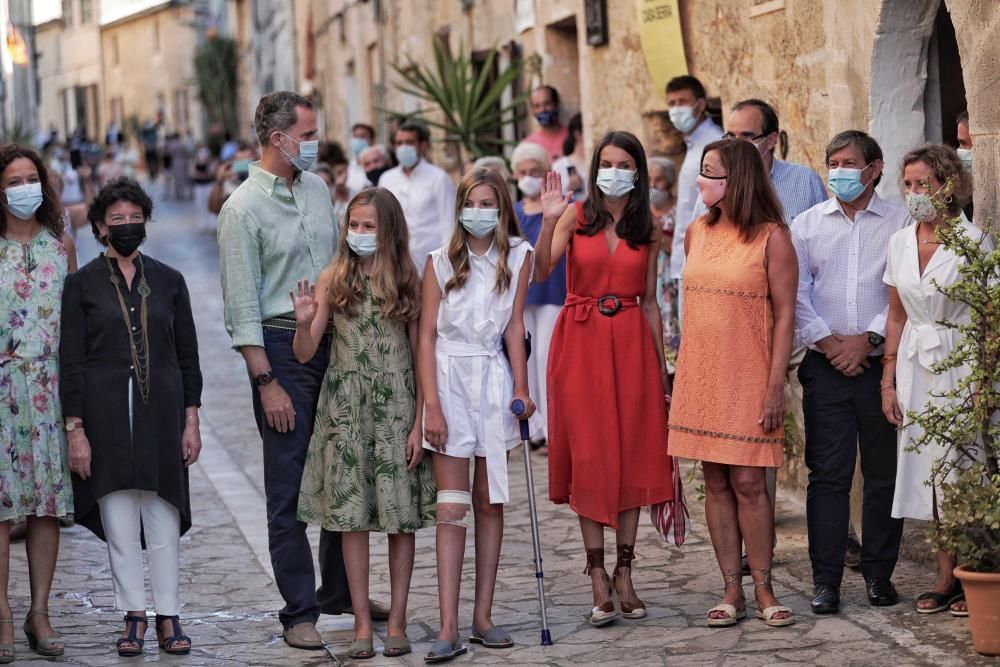 Die Königsfamilie besucht Petra auf Mallorca