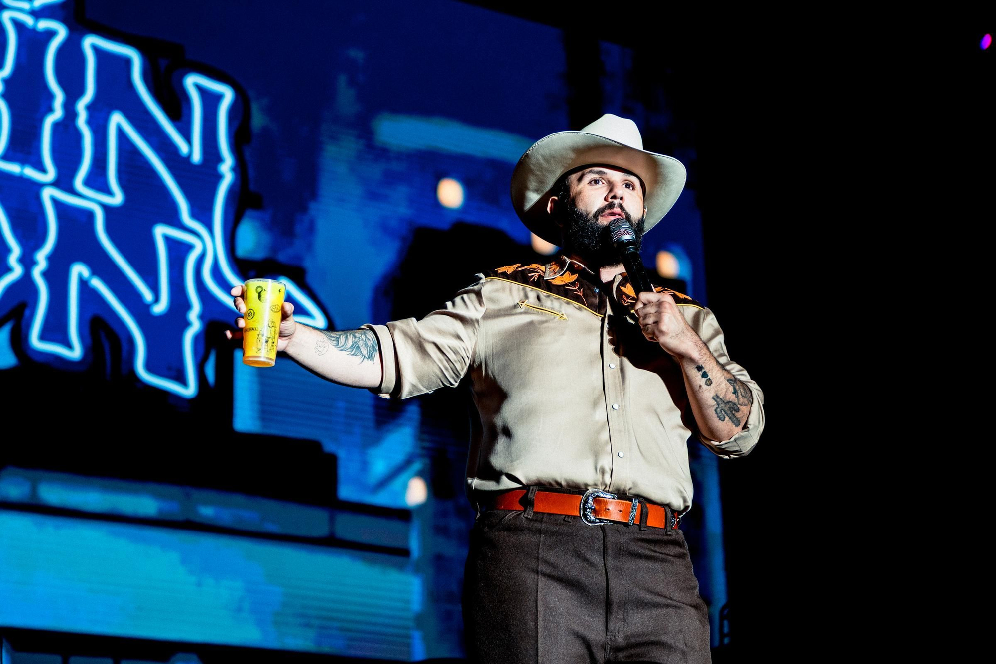 FOTOGALERÍA | Las imágenes del concierto de Carín León en Sevilla