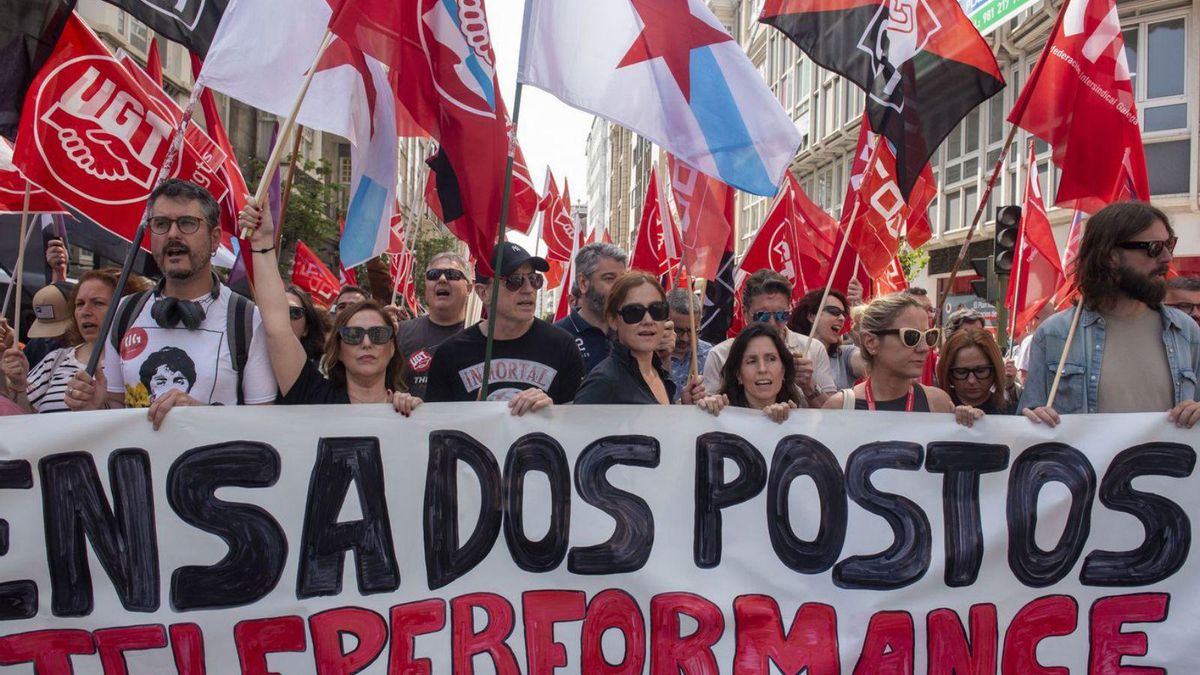 Protesta de trabajadores de Teleperformance el pasado martes. | Casteleiro/Roller Agencia