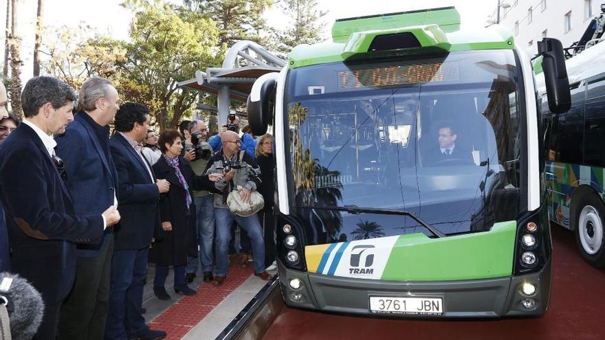 El Tram une el Grau y la UJI 43 años después del cierre del primer trolebús