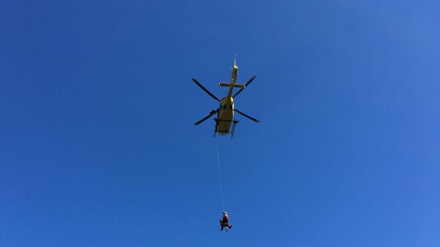 El peregrino, rescatado en helicóptero