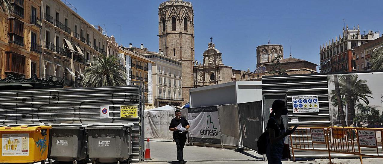 La plaza de la Reina está en obras desde el pasado mes de abril. | M.A M.