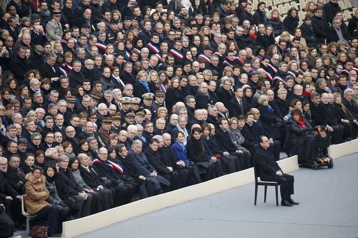 Homenaje a las víctimas del 13-N en París