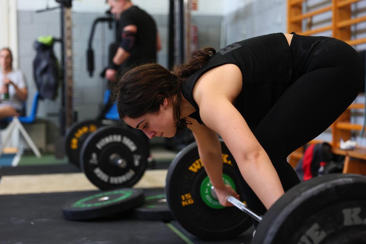 EN IMÁGENES: Inés Conde, ocho veces campeona de España de halterofilia, en un entrenamiento. EN IMÁGENES: Inés Conde, ocho veces campeona de España de halterofilia, en un entrenamiento.
