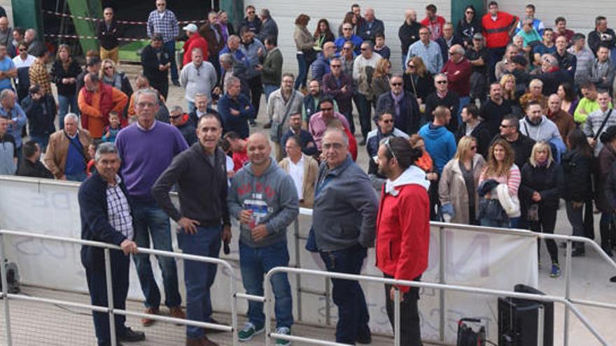 Los trabajadores de Limasa, reunidos en Los Ruices.