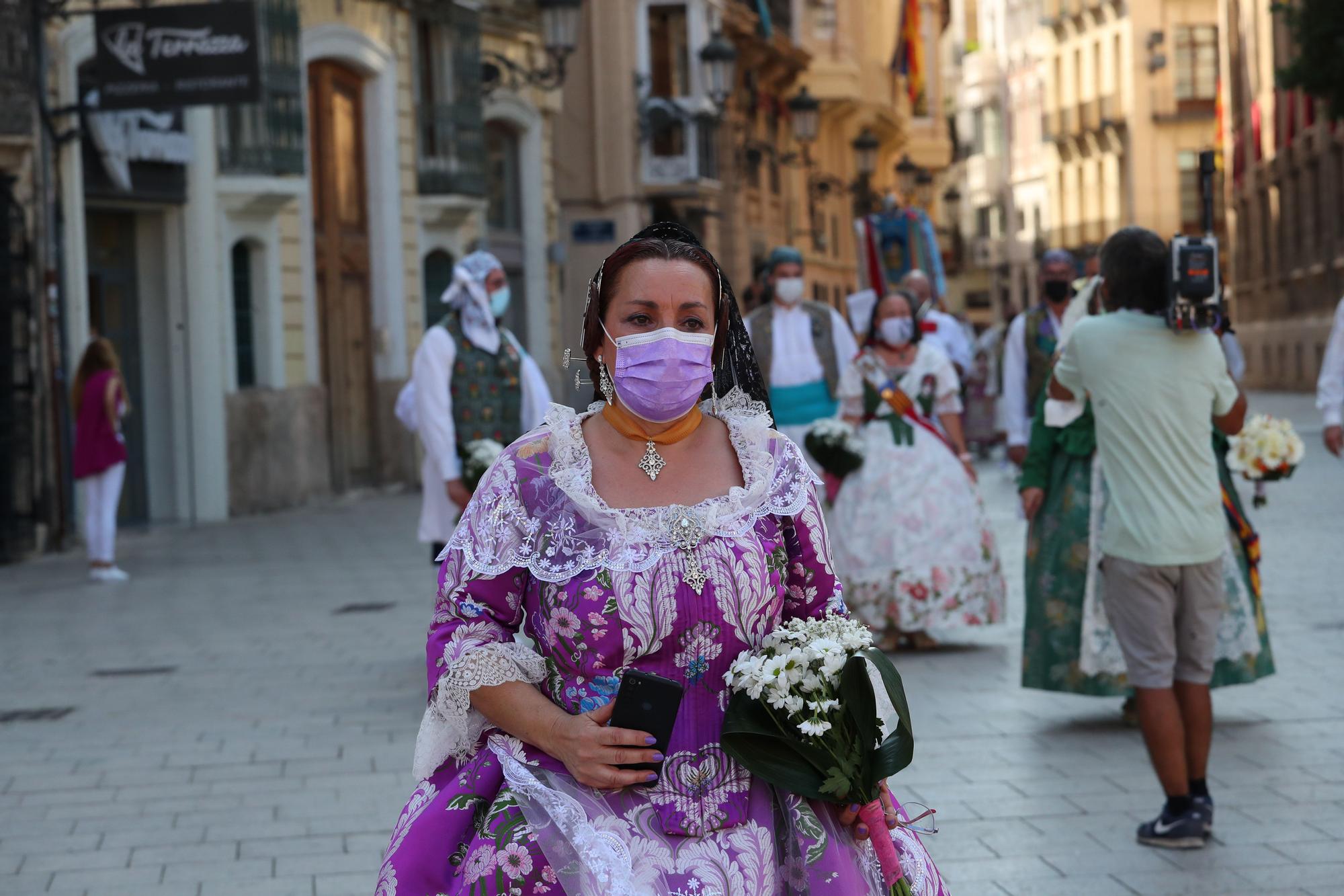 Búscate en la ofrenda por la calle caballeros de las 17:00 a las 18:00