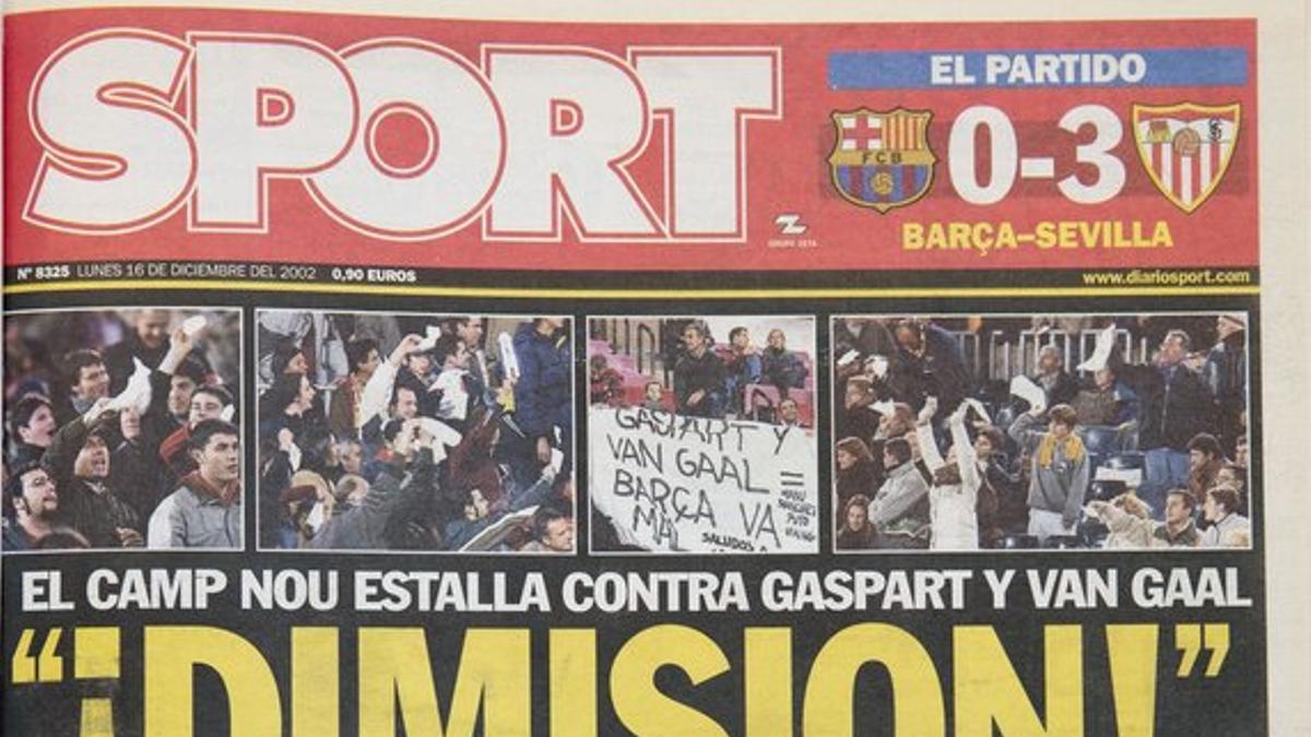 2002 - El Camp Nou pide la dimisión de Gaspart y Van Gaal