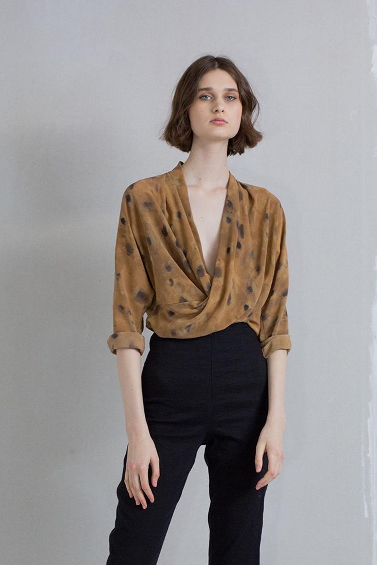 Una blusa con (mucho) rollo