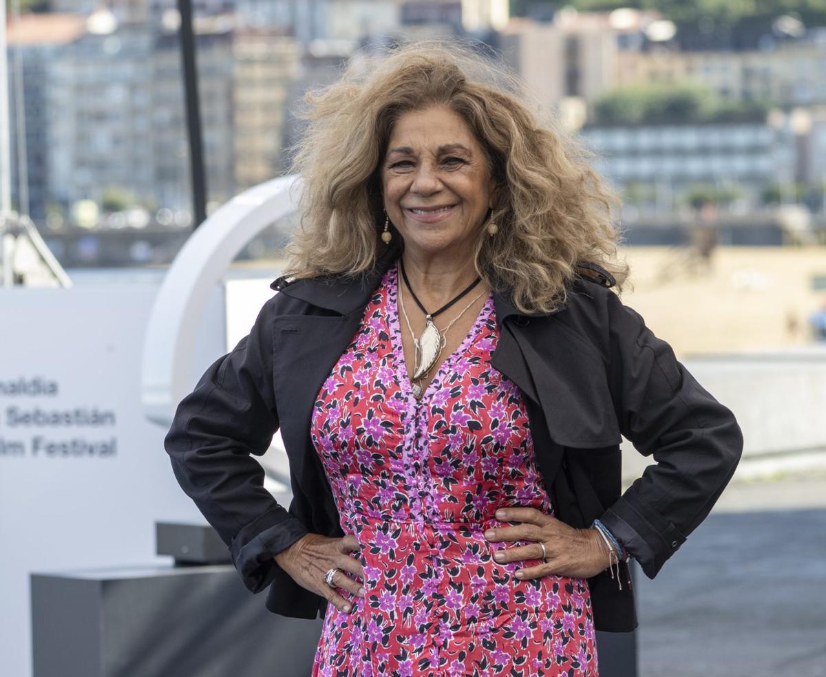 Lolita Flores: "Moltes dones gitanes s’han hagut de guanyar la vida venent mort"