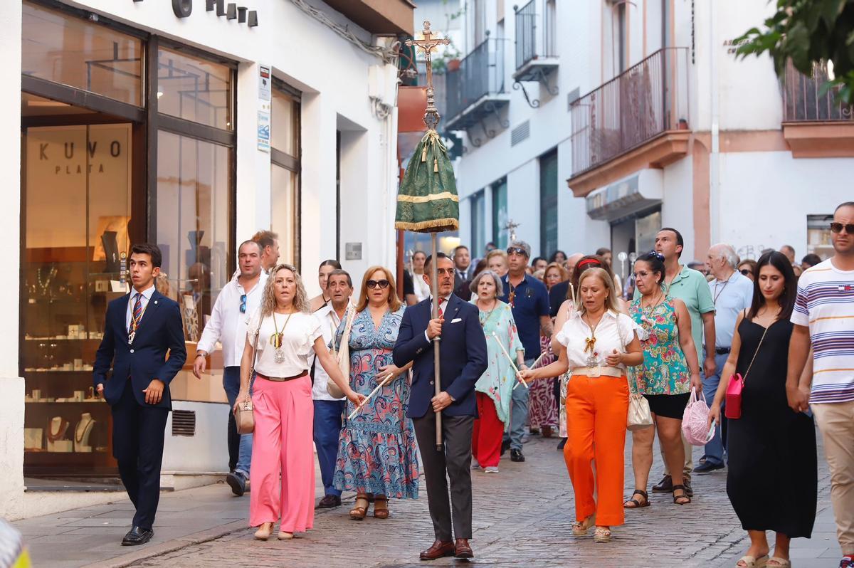 Rosario Vespertino de la Hermandad del Rocío Rosario Vespertino de la Hermandad del Rocío