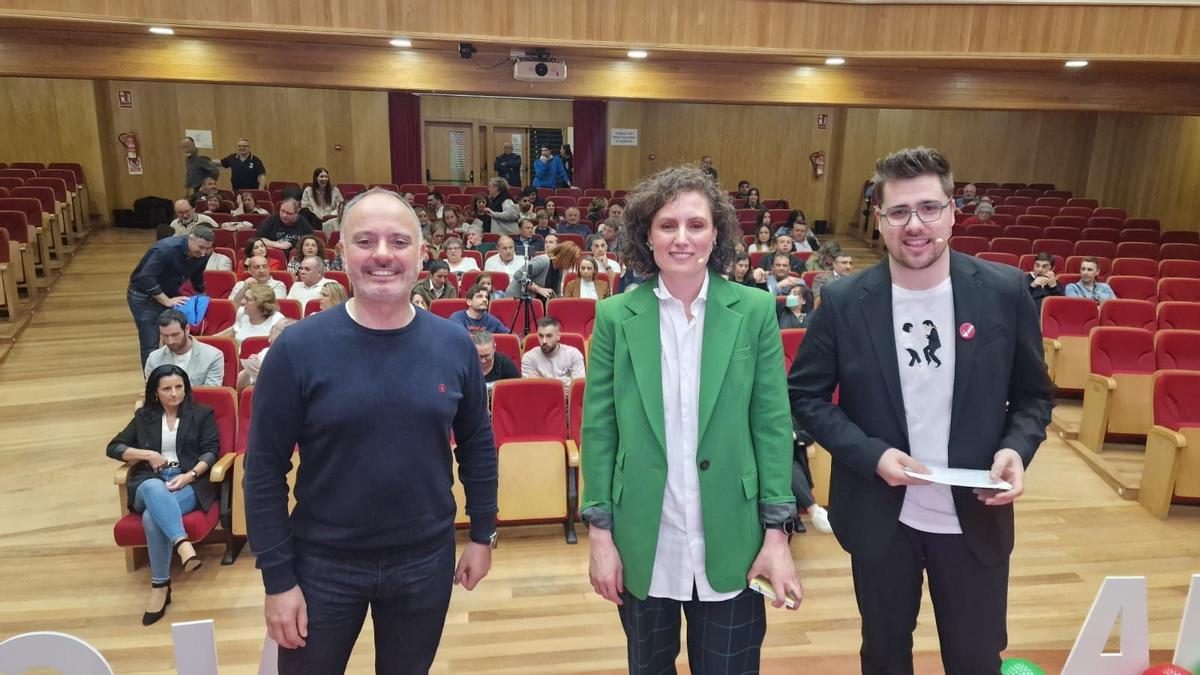 Así fue la presentación de María Ferreirós y su candidatura.