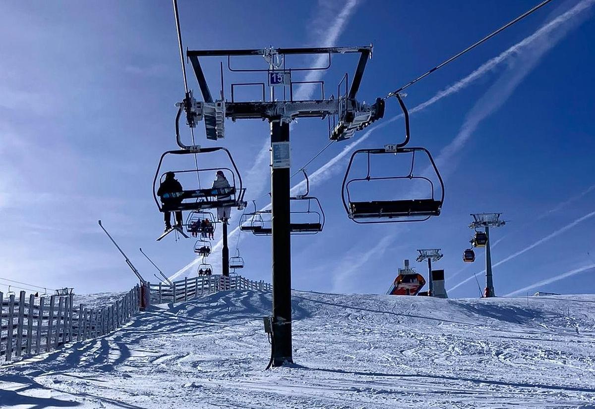 Uno de los telesillas, en Valgrande.