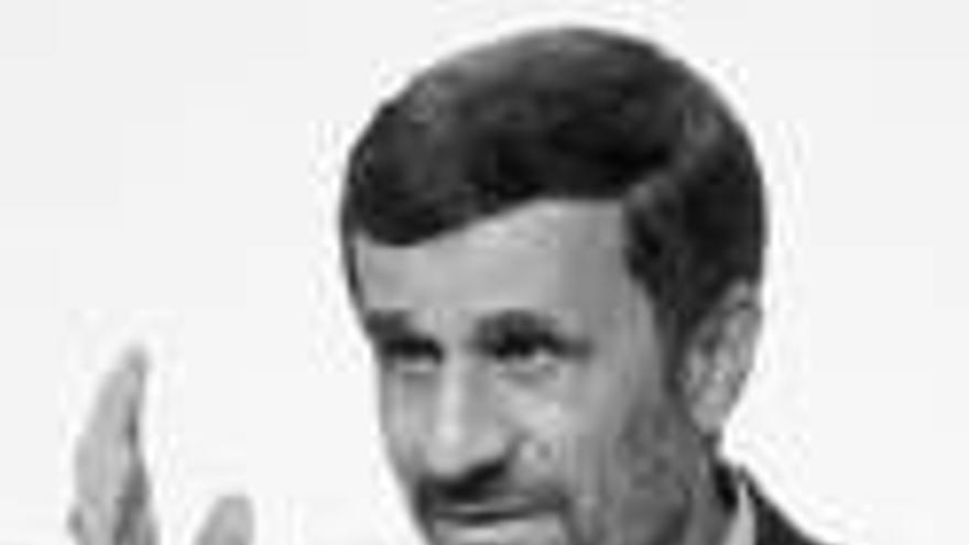 Ahmadineyad tilda de &quot;vomitivas&quot; las protestas opositoras en Irán