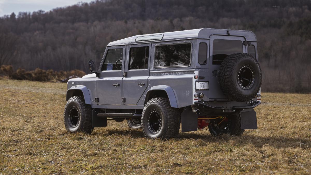 Helderburg Byzek, James Bond'un kullanacağı Land Rover Defender D110'u yarattı