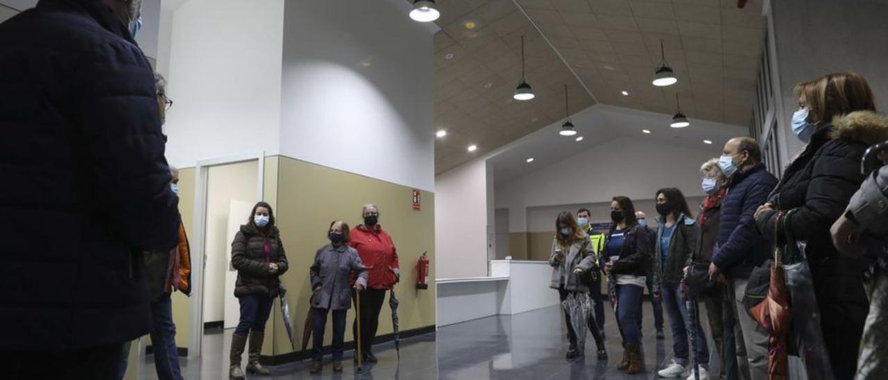 La jornada de puertas abiertas en el nuevo centro de salud. | R. Solís