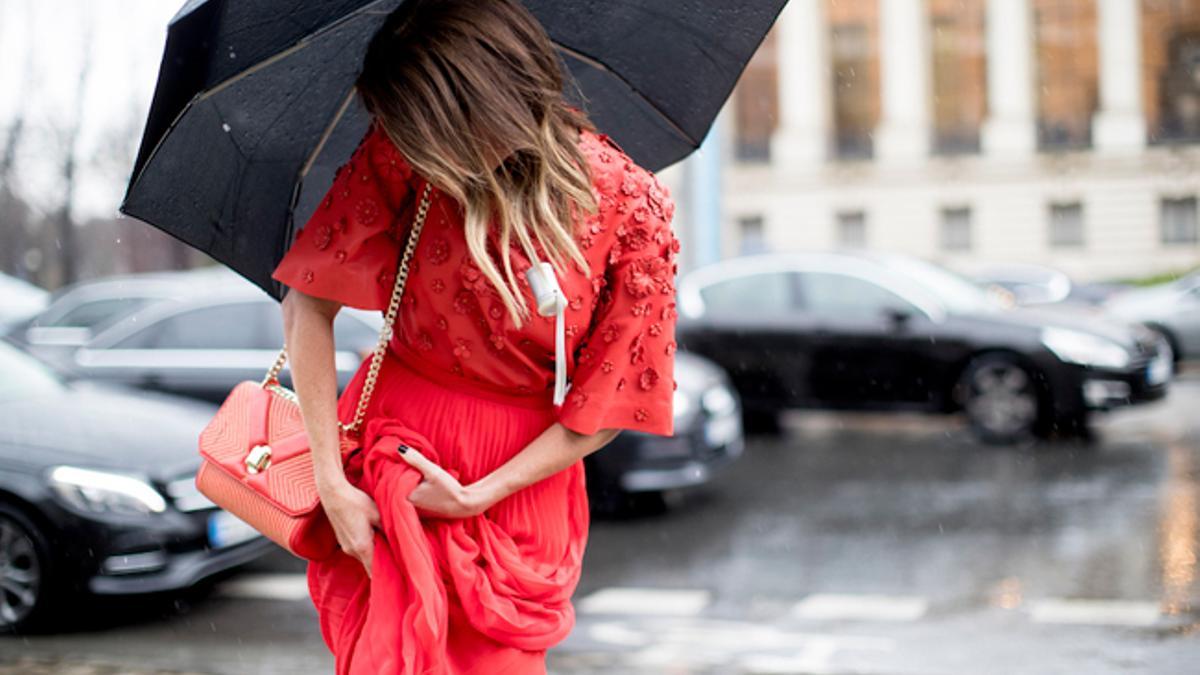 Pasión por el rojo para el otoño: 'Streetstyle'