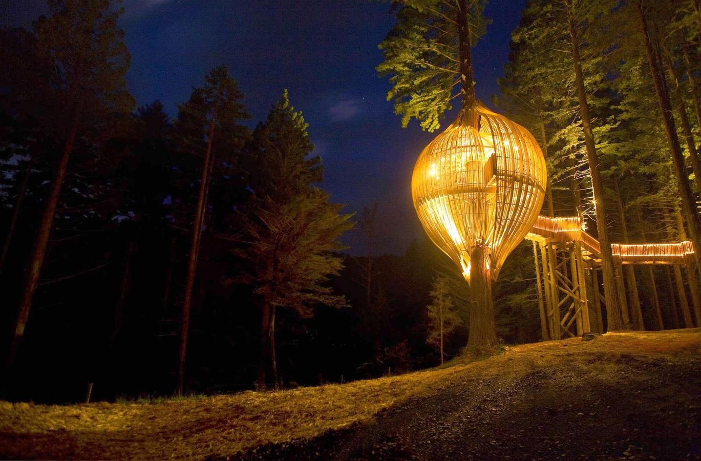 La casa de madera Yellow Three House