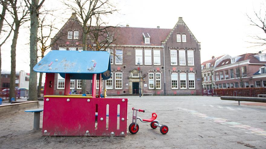 Escuela cerrada en Haarlem, Países Bajos.