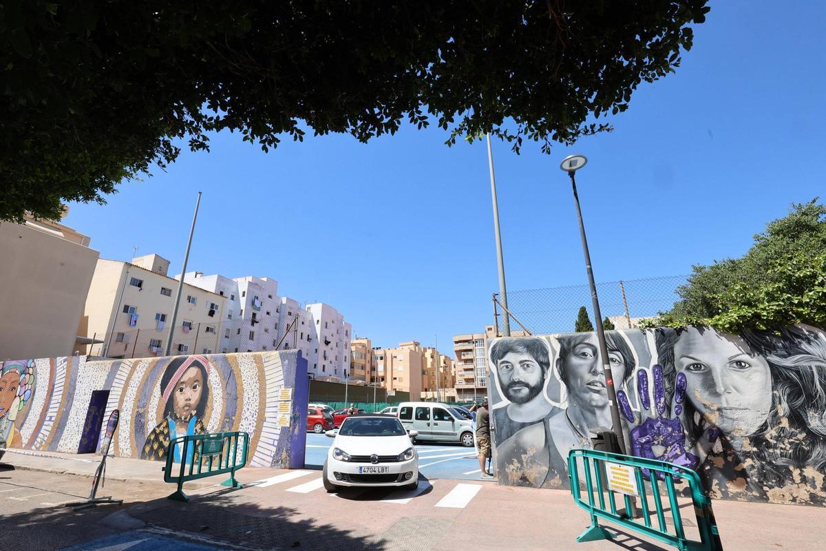 Imágenes del aparcamiento provisional por el cierre del 'parking' del Mercat Nou Imágenes del aparcamiento provisional por el cierre del 'parking' del Mercat Nou