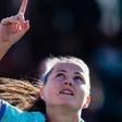 Claudia Pina celebró dos goles en el campo del Levante Las Planas