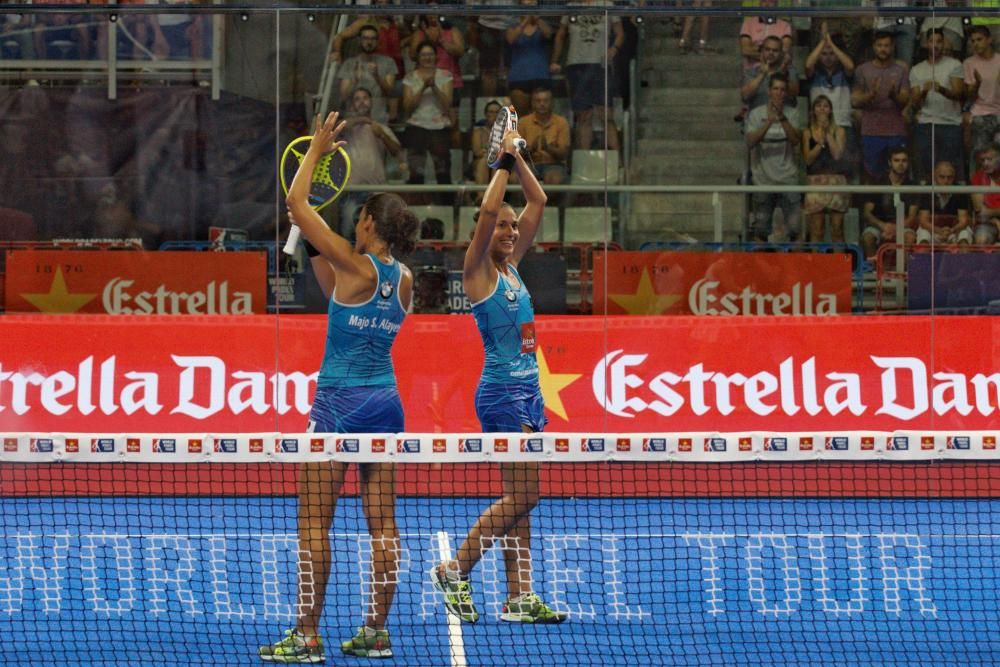 Las gemelas Ayaleto ganan la final femenina del Abierto de Alicante del World Pádel Tour.