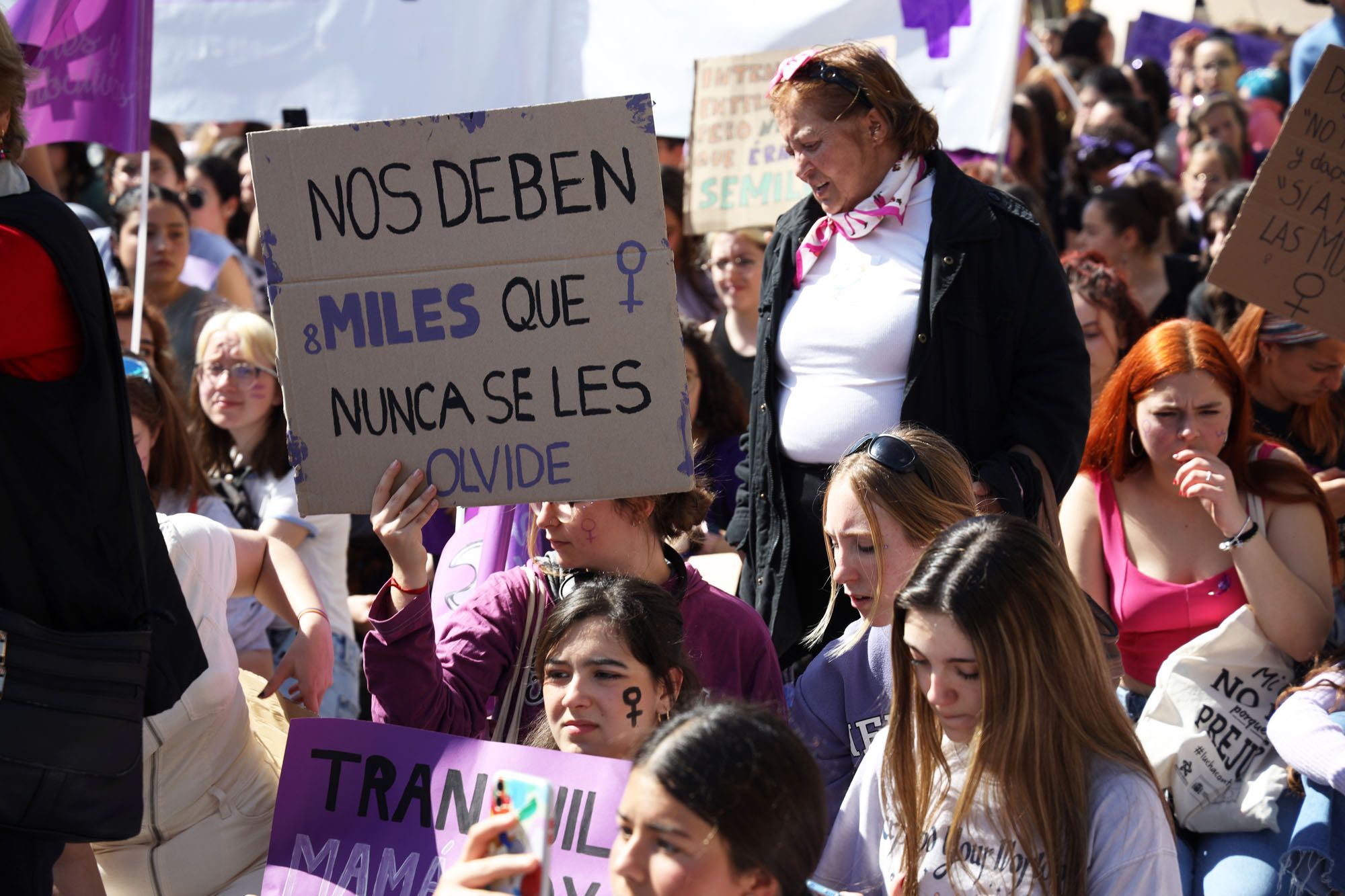 La manifestación estudiantil por el 8M en Málaga, en imágenes