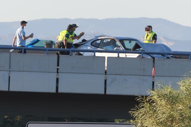 Un joven de 28 años muere atropellado tras bajarse de un coche accidentado en la A-70 en Alicante