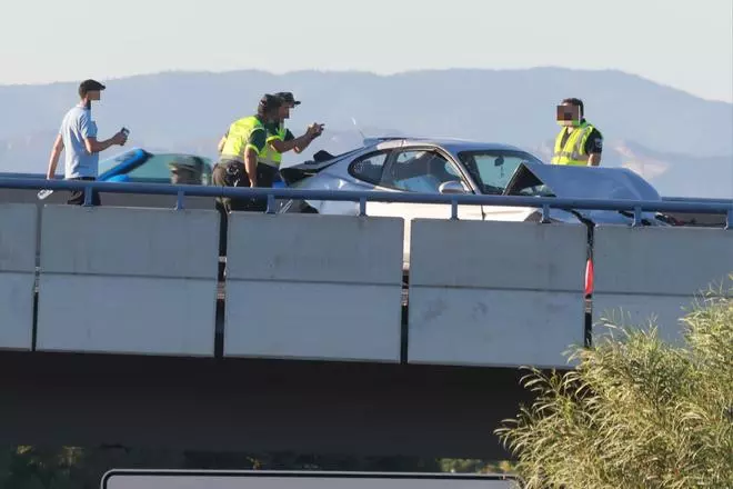 Un joven de 28 años muere atropellado tras bajarse de un coche accidentado en la A-70 en Alicante