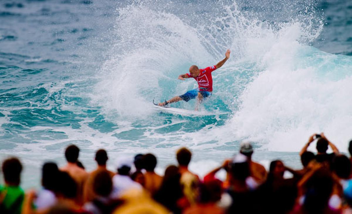El campió del món de surf, Kelly Slater, en una exhibició als Estats Units. El campió del món de surf, Kelly Slater, en una exhibició als Estats Units.