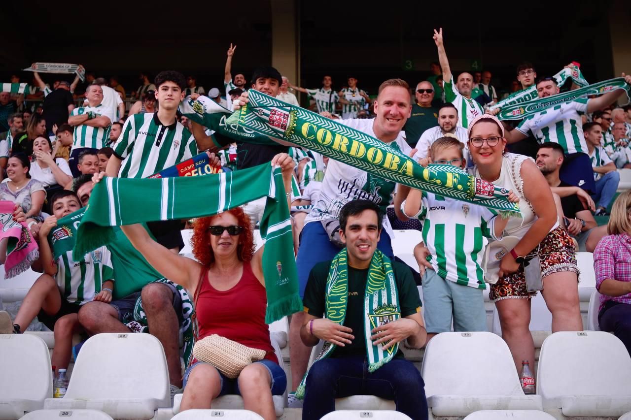 Córdoba CF-Barcelona Atlétic | La afición cordobesista, en imágenes