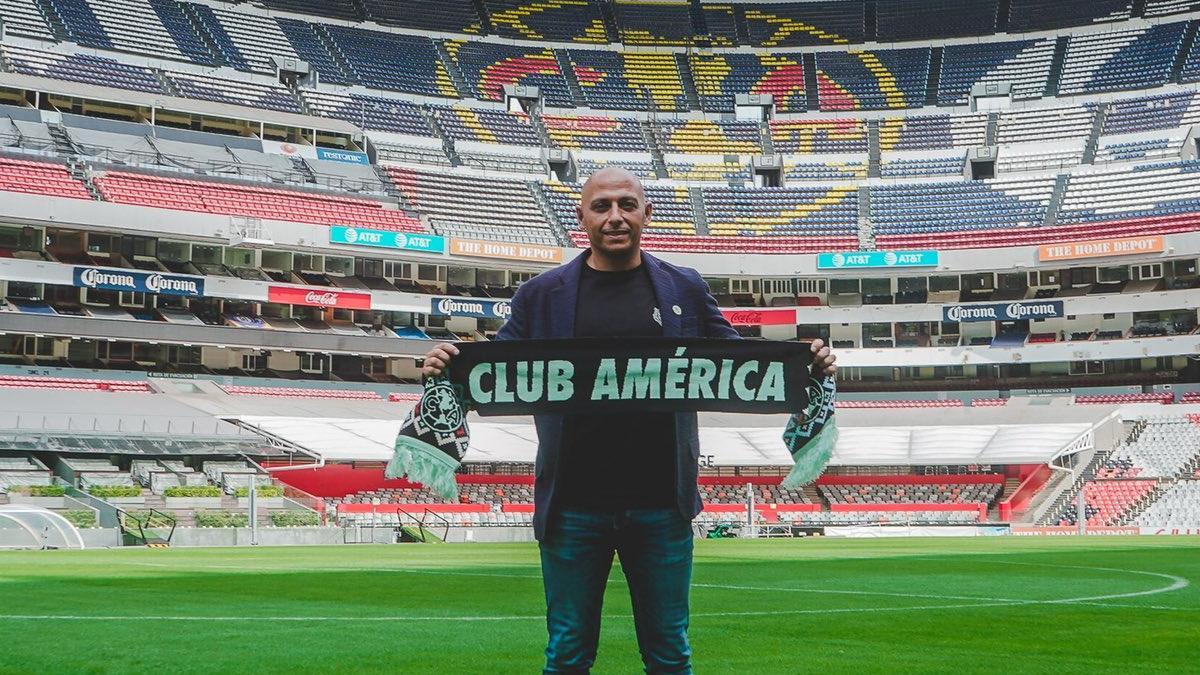 Las Águilas del América de la Liga femenina del fútbol mexicano nuevo destino del técnico español
