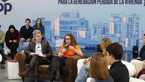 Feijóo recupera els comptes estalvi d’Aznar per al seu pla d’habitatge