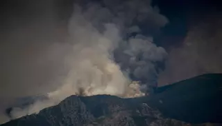El fuego golpea el patrimonio natural al quemar dos terceras partes del Parque de O Invernadoiro