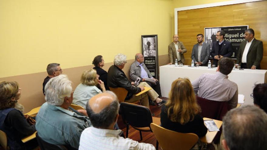 Un momento de la inauguración de la Cátedra Miguel de Unamuno.