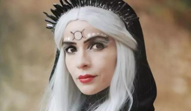 El 'misterioso' disfraz de la grancanaria Raquel del Rosario para Halloween