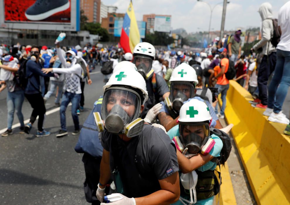 Continúan las protestas contra Maduro en Venezuela