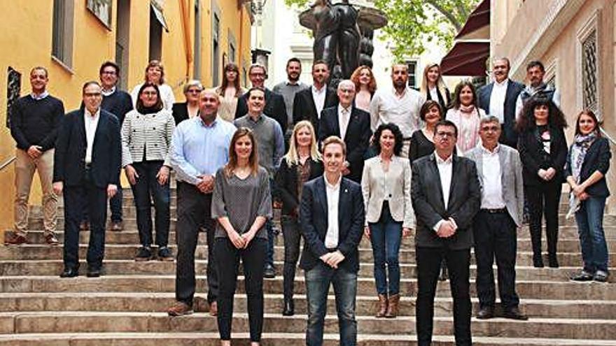 Fotografia de grup de la llista de Junts per Figueres.