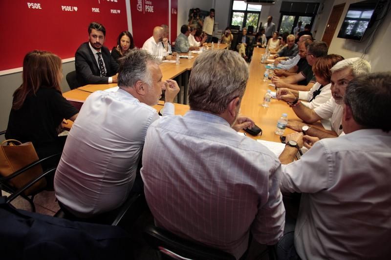 El PSOE de Canarias reúne a sus alcaldes