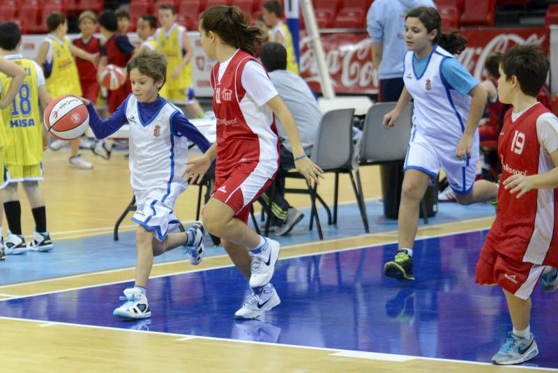 DÍA DEL MINIBASKET. Partidos de las 9:45 horas