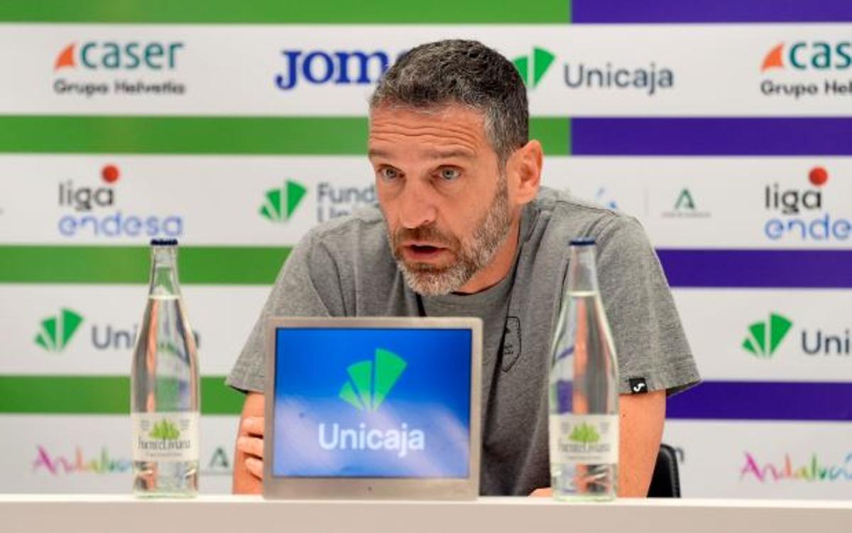 Ibon Navarro, durante la rueda de prensa.