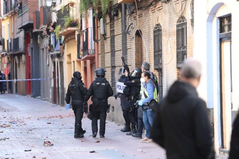 Tres okupas, detenidos en Pignatelli tras otra espectacular operación policial