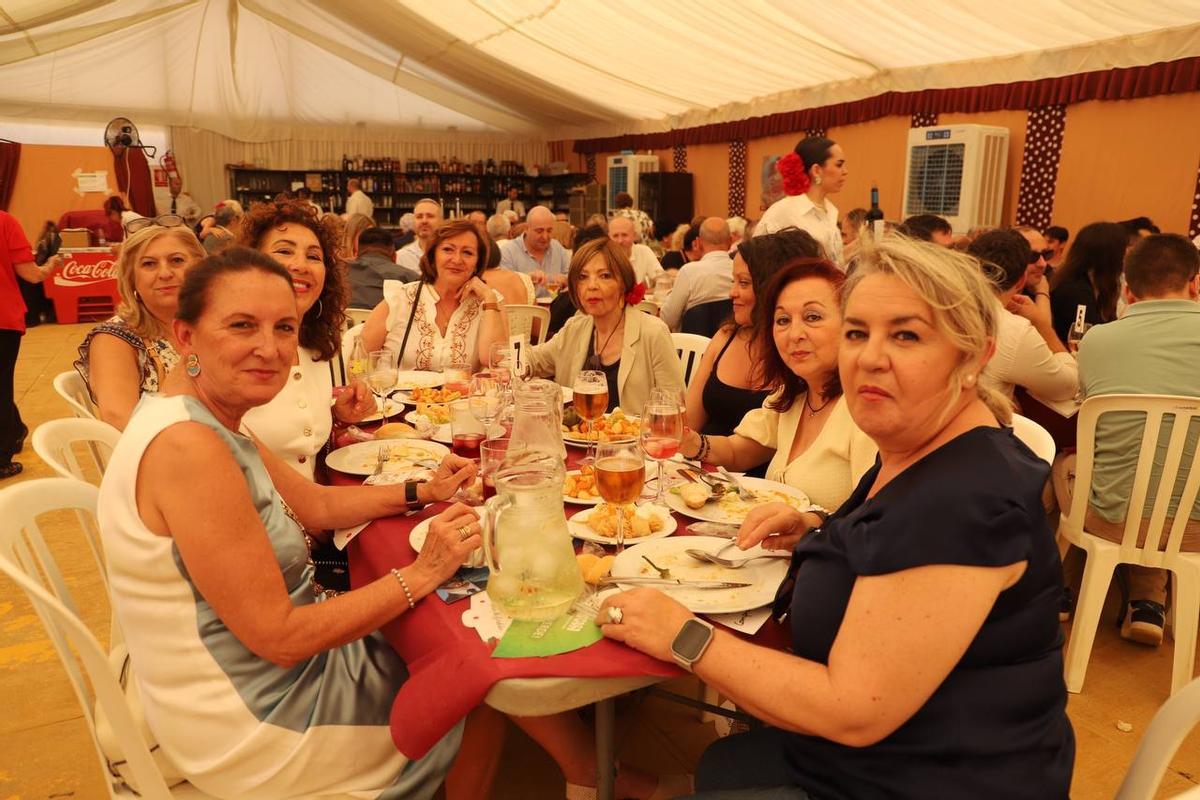 Amigos y familiares en el miércoles de Feria Amigos y familiares en el miércoles de Feria