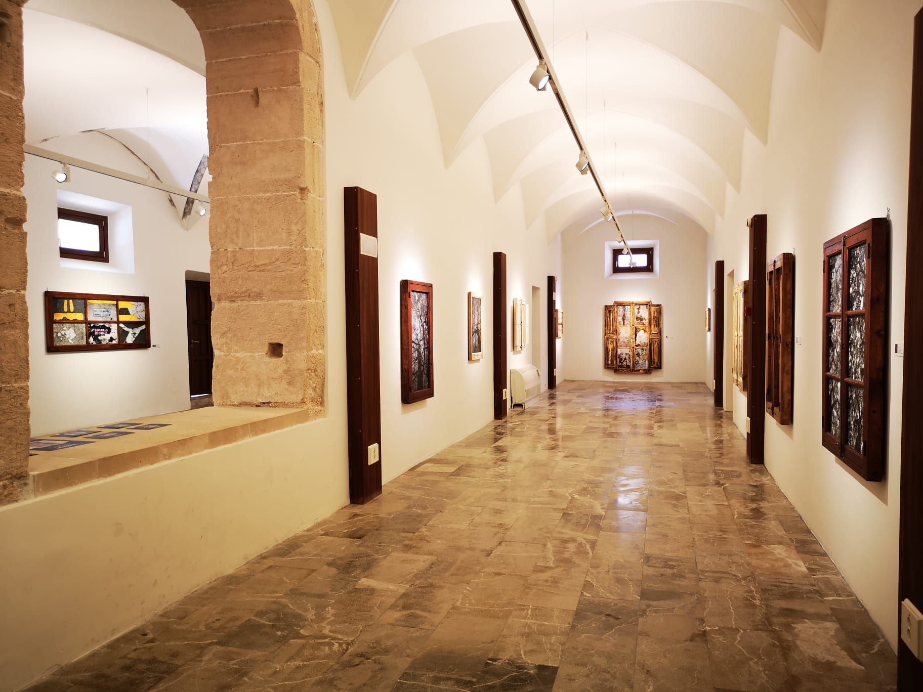 Fotografía y reciclaje se dan la mano en la exposición ‘Windows 15’