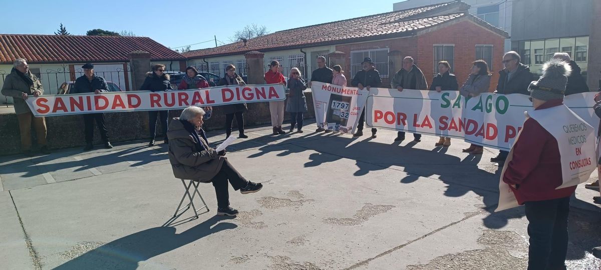 Concentración número 170 por la sanidad en Sayago