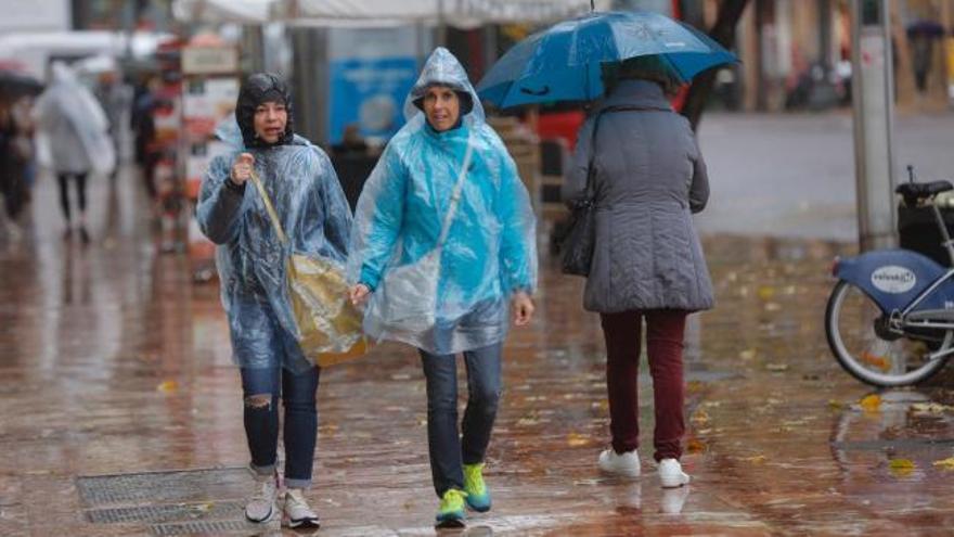 Alerta naranja en València por fuertes lluvias