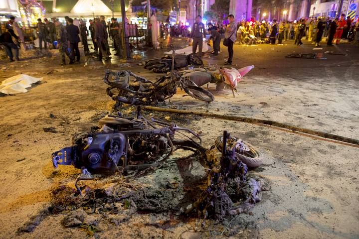 Al menos 19 personas han muerto y otras 123 han resultado heridas en el atentado con bomba perpetrado este lunes en el templo hindú de Erawan, en Bangkok, según el último balance proporcionado por la Policía tailandesa.