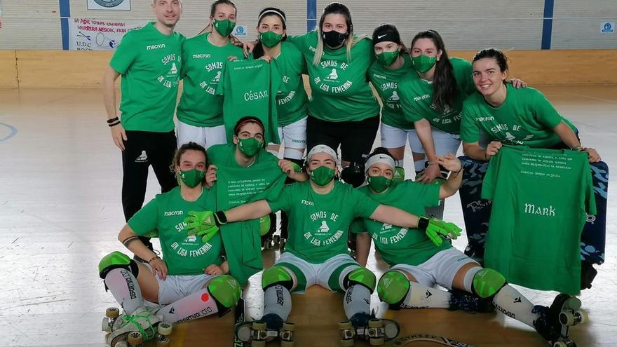 Las jugadoras del Liceo celebran el ascenso