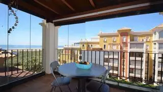 Oportunidad inmobiliaria: pisos para veranear en la costa de Huelva, a cinco minutos de la playa