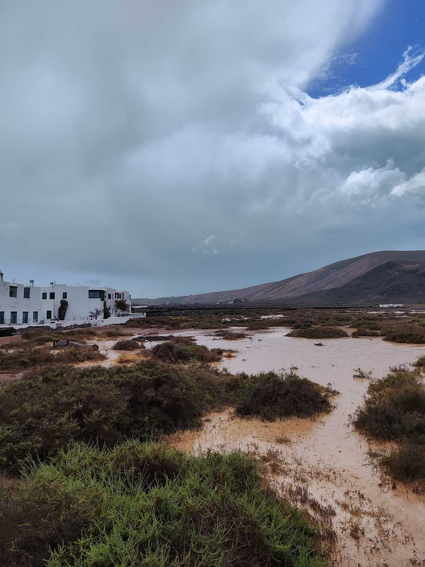Efecto de la lluvia de la DANA en Órzola (Haría), en el norte de Lanzarote